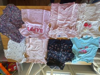 Lot vêtements 