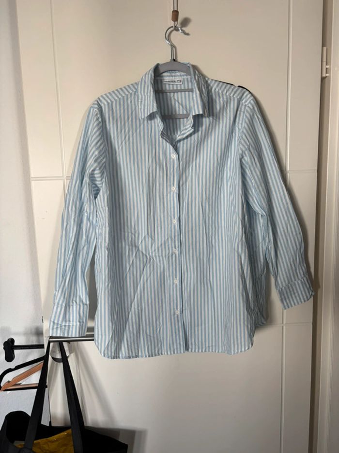 Chemise rayée bleu et blanche - taille 46