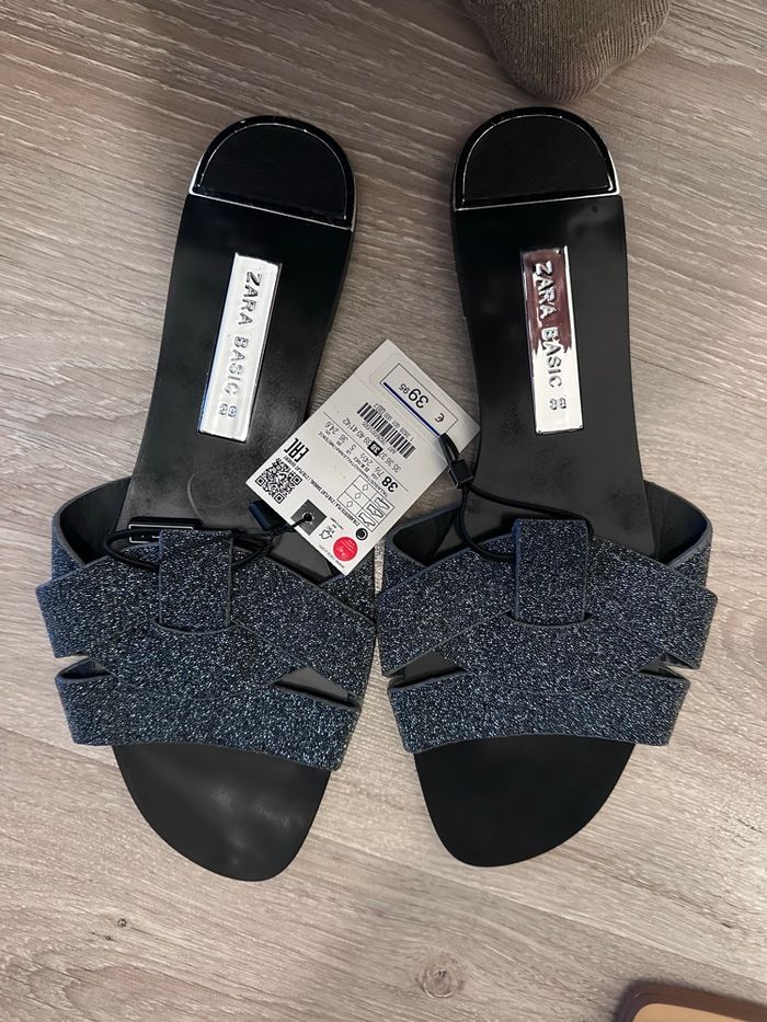Sandales plates Zara