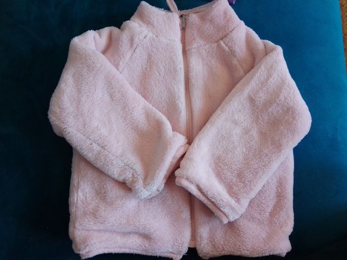 Lot gilets fille 18 mois - photo numéro 4