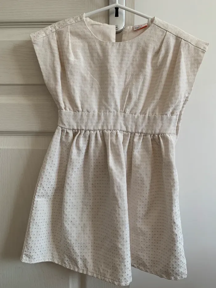Robe blanche 5 ans
