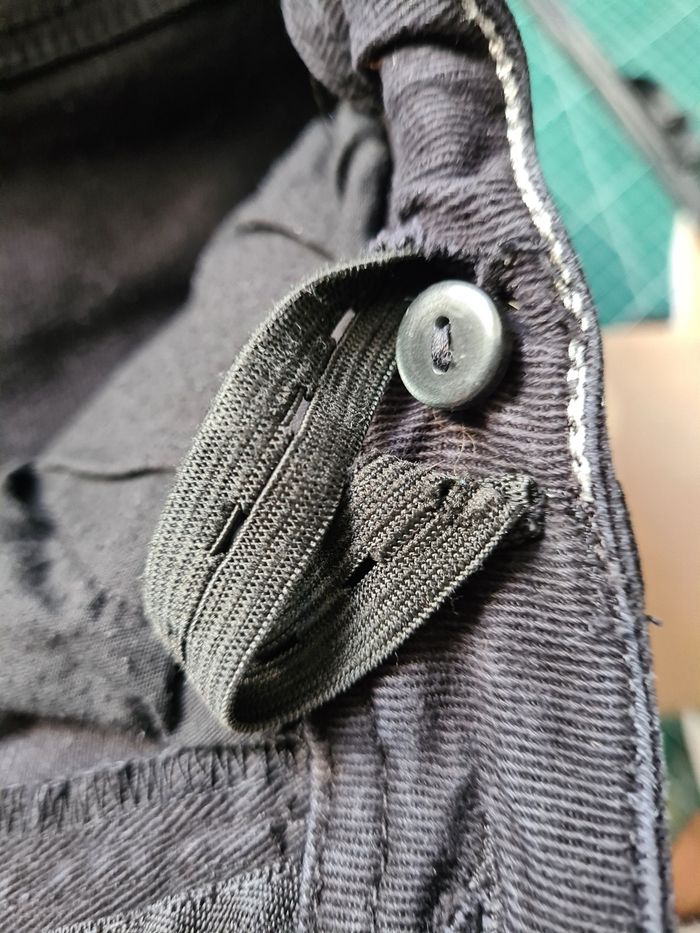Pantalon noir 14 ans - photo numéro 4