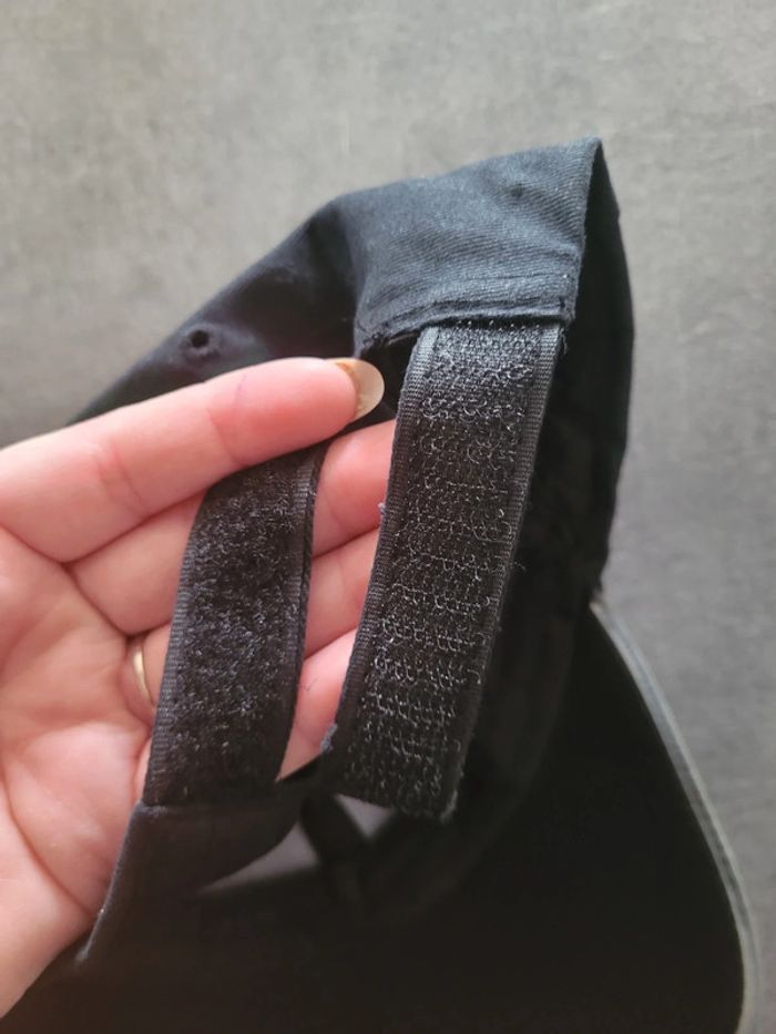 Casquette noire - photo numéro 4