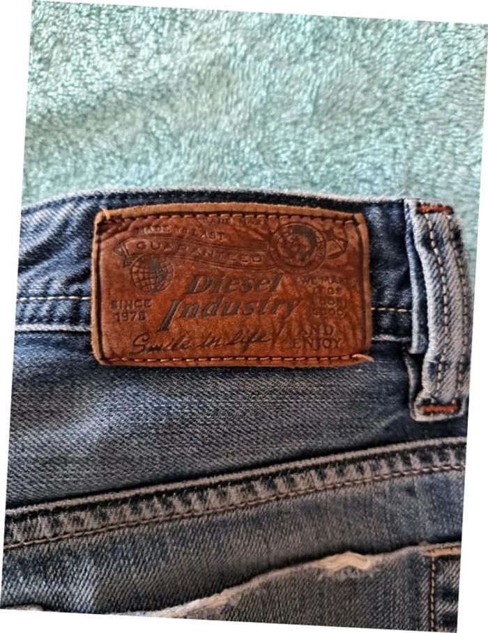 Jean Diesel W28 L32 Wiker regular straight - photo numéro 4