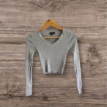 Pull court manches longues col V gris Jennyfer taille 36 S