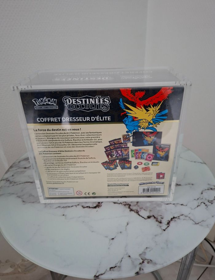 Pokémon ETB destinées occultes - photo numéro 2