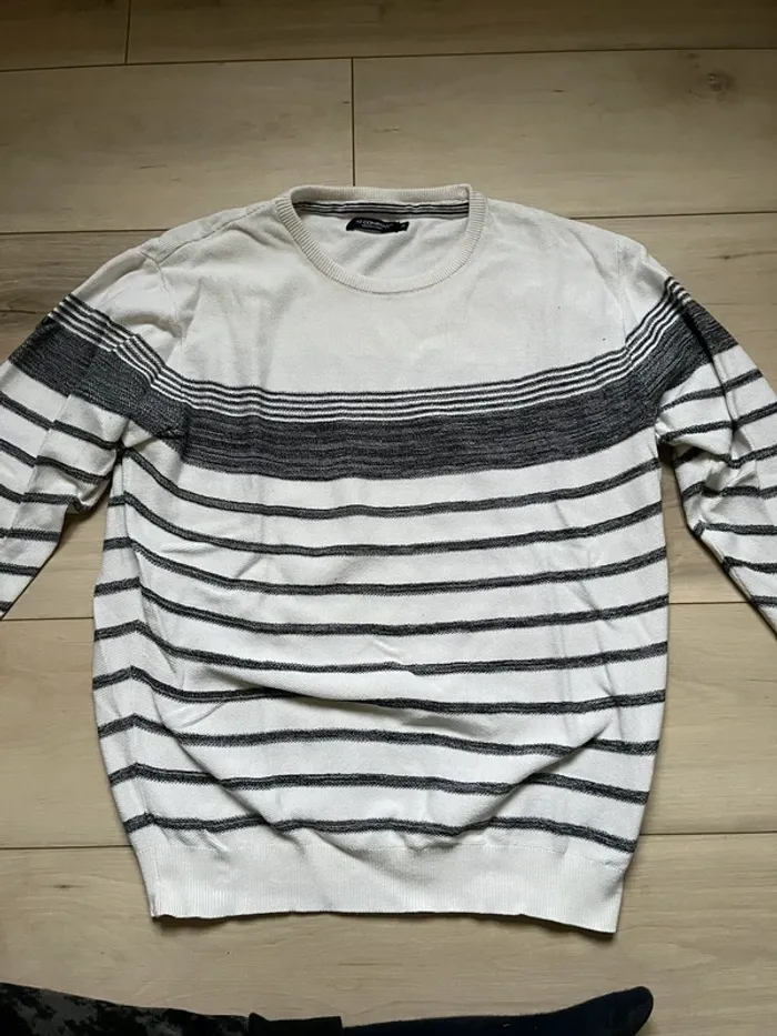 Pull Armand Thierry taille XL - photo numéro 2
