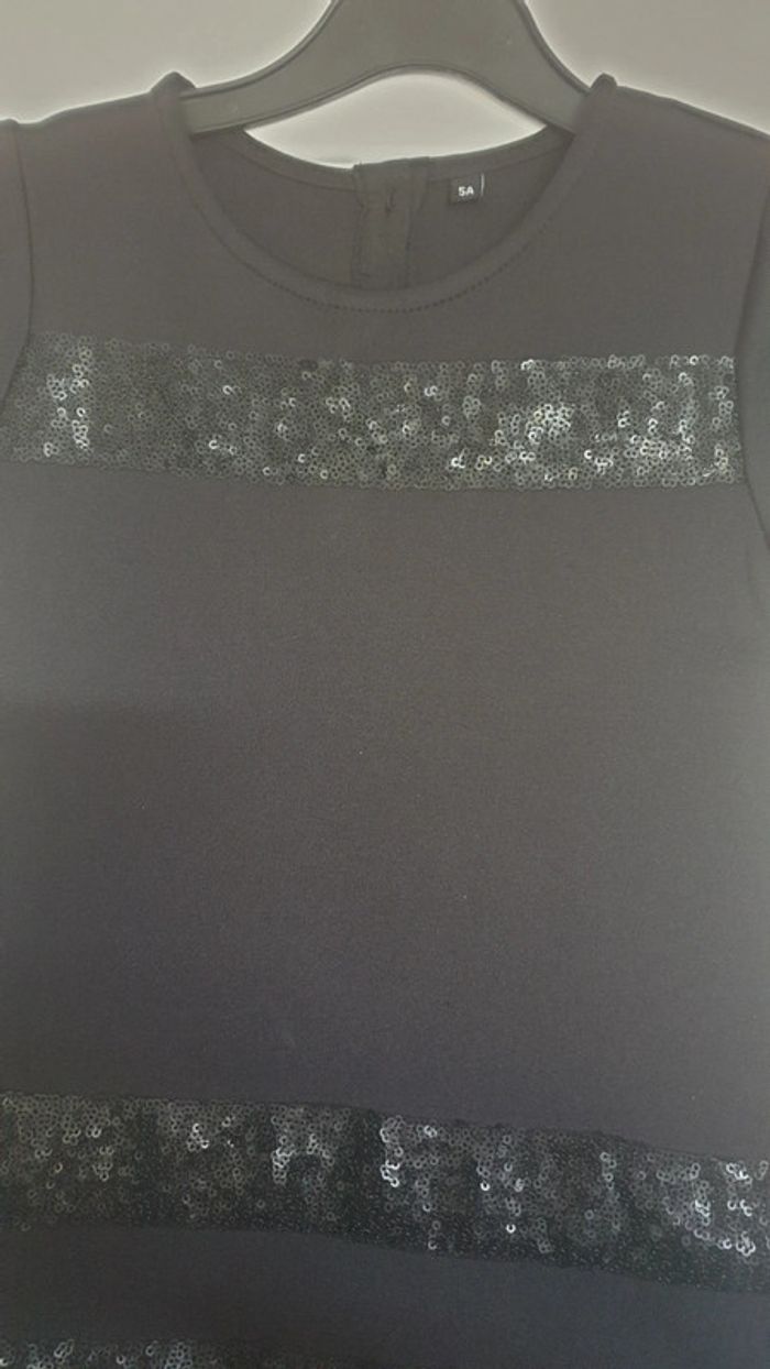 Petite robe noire 5 ans - photo numéro 3