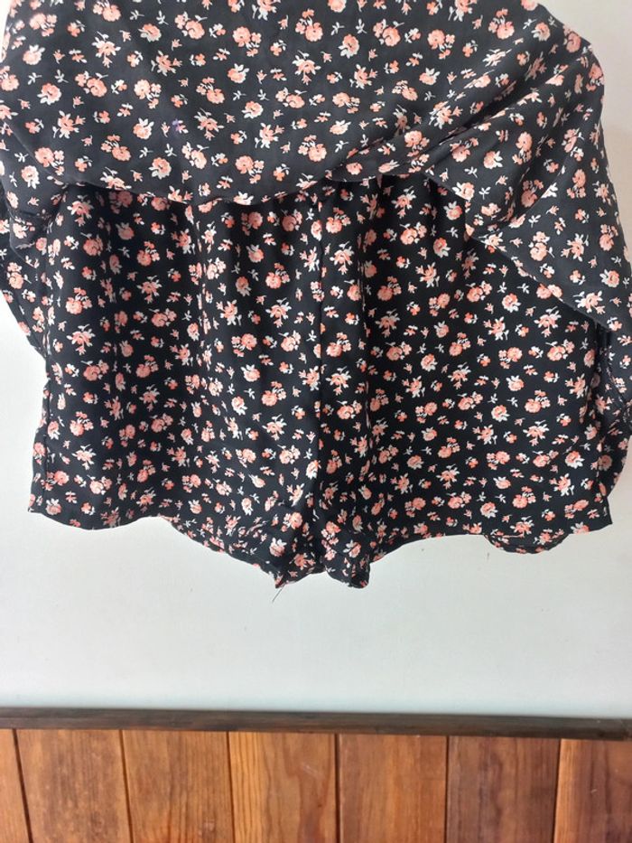 Jupe short fleurie - photo numéro 4