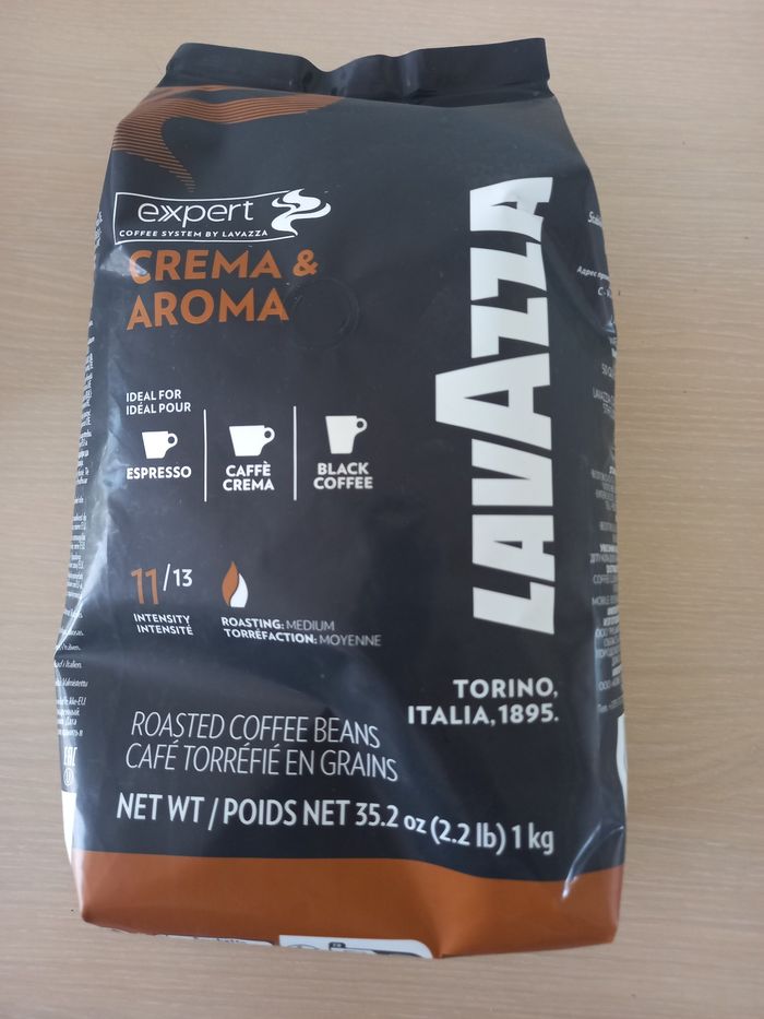 Vend paquet en grain neuve lavazza 1 kg - photo numéro 4