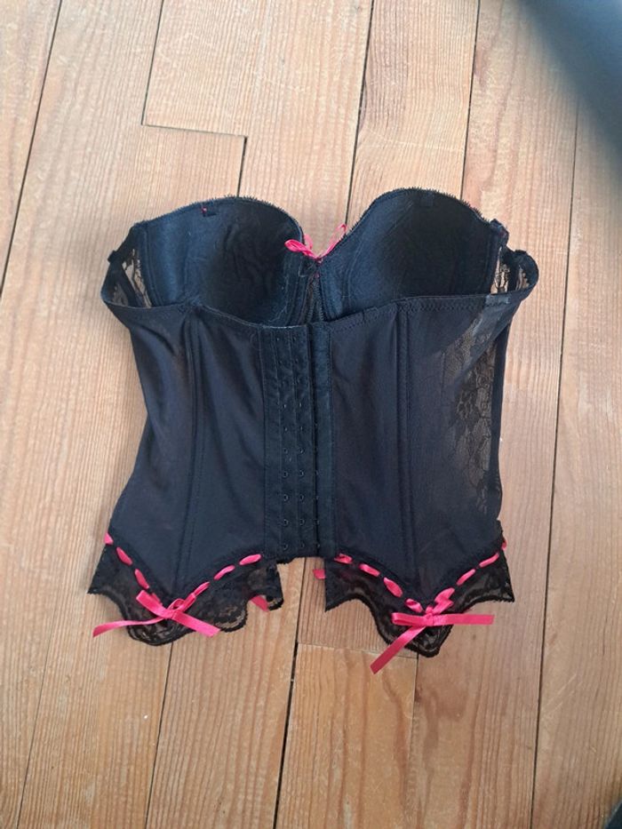 Bustier - photo numéro 2