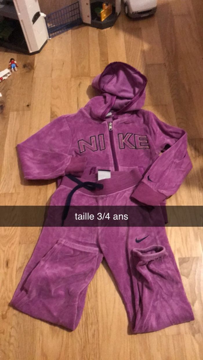 Ensemble jogging Nike tailke3/4,ans