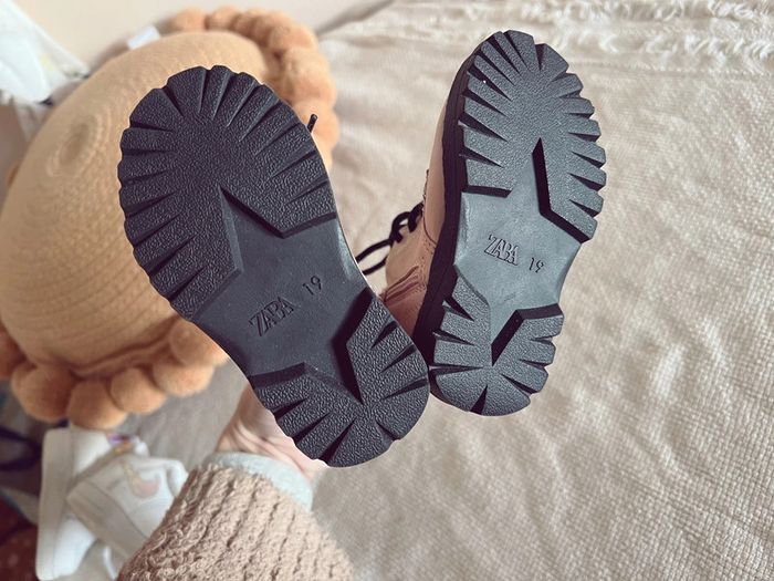 Bottines à lacets Zara neuves rose et noir 19 - photo numéro 5