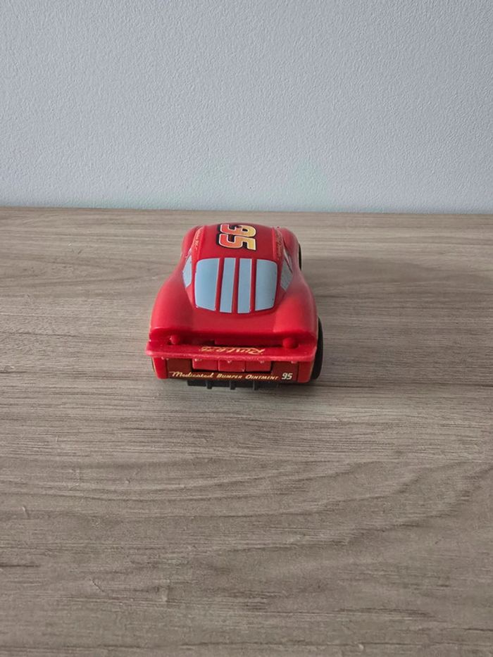 Voiture Cars - Flash Mc Queen - Disney Pixar - Mattel - photo numéro 3