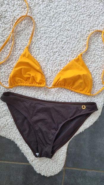 Maillot de bain neuf 2 pièces bas MORGAN 44 et haut jaune et multi colors