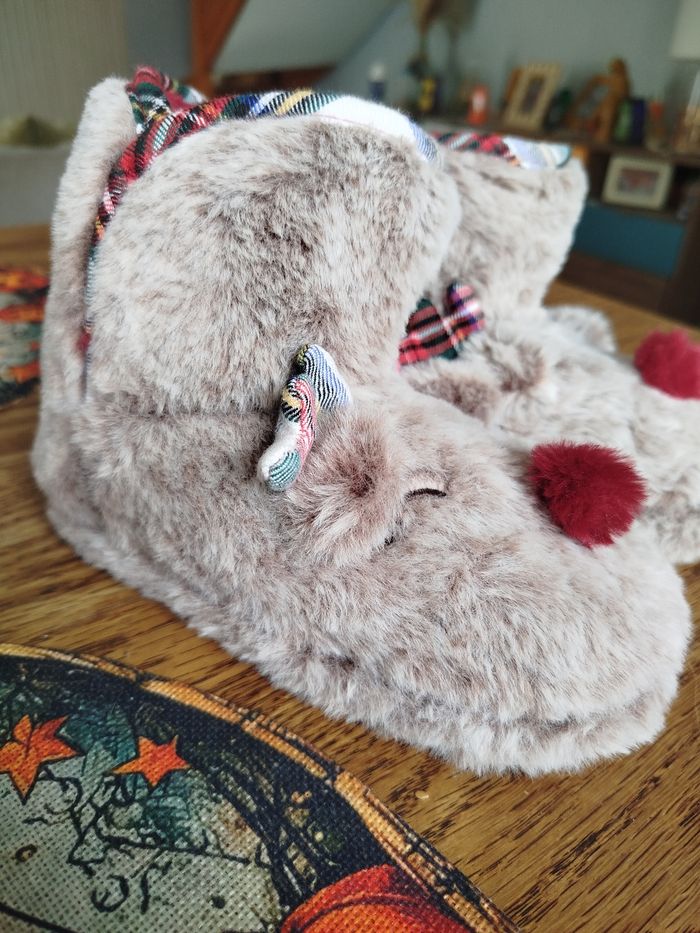 Chausson /pantoufle fille P.30 - photo numéro 2