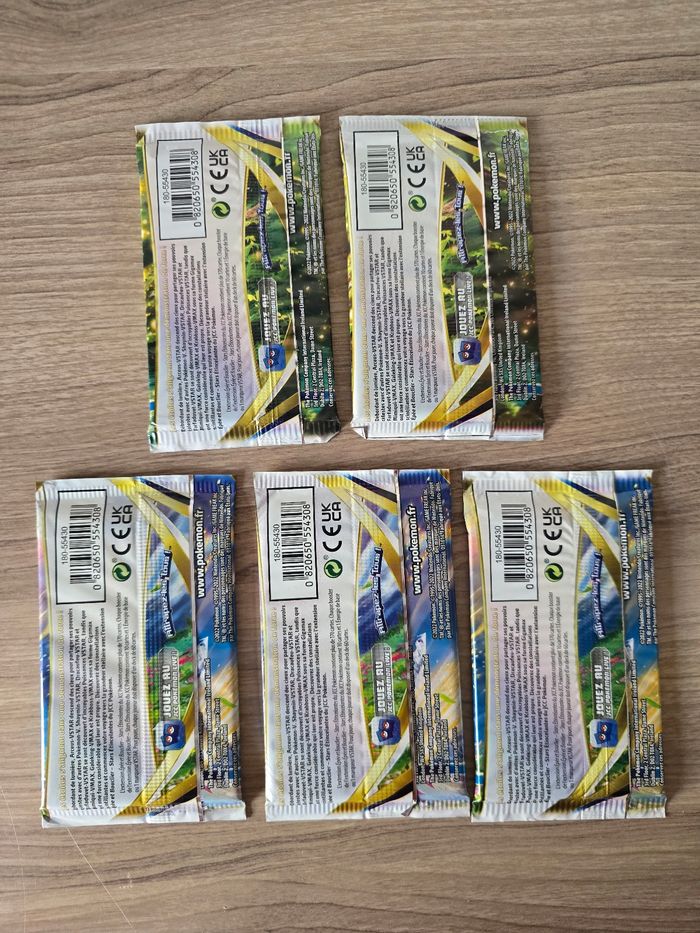 Lot de 5 boosters carte pokemon épée et bouclier stars étincelantes - photo numéro 2