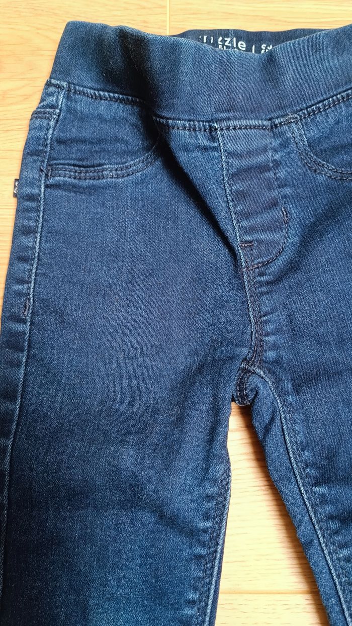 Lot 2 jeans 24 mois - photo numéro 4