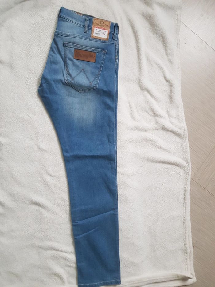 Jeans Wrangler 34 - photo numéro 2