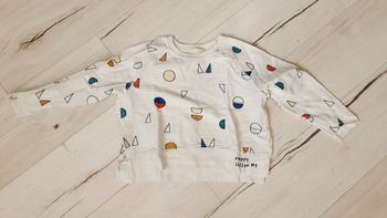 Vêtement fille pull léger blanc motifs géométrie 6 ans