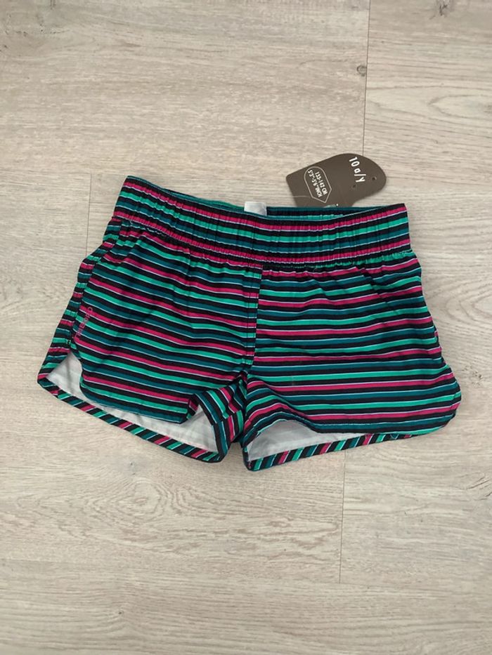 Short de plage, décathlon tribord taille 10 ans, neuf