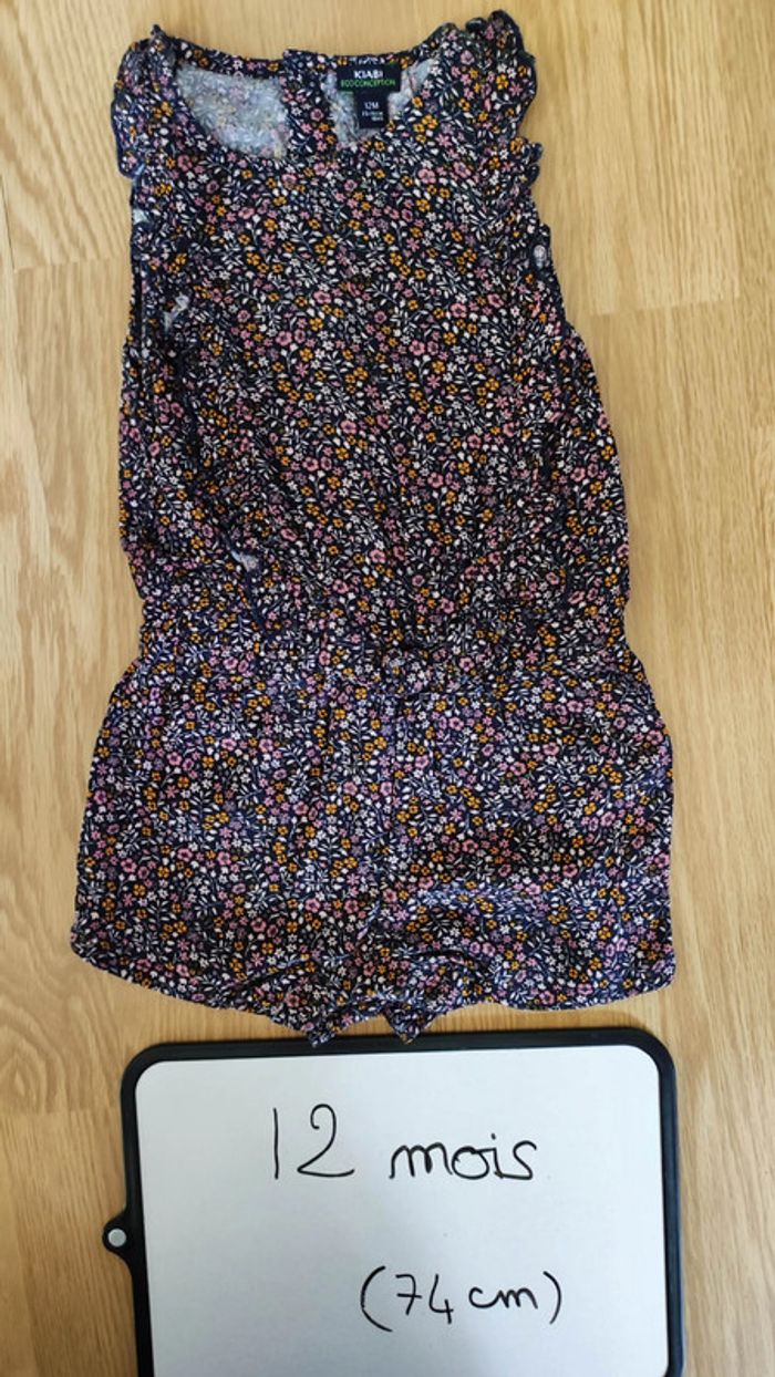 combi short bleu marine à fleurs taille 12 mois