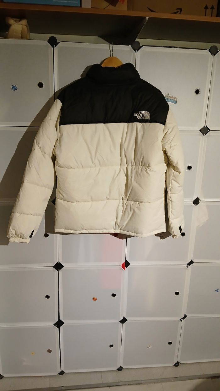 Doudoune the north face 700 nuptse - photo numéro 2