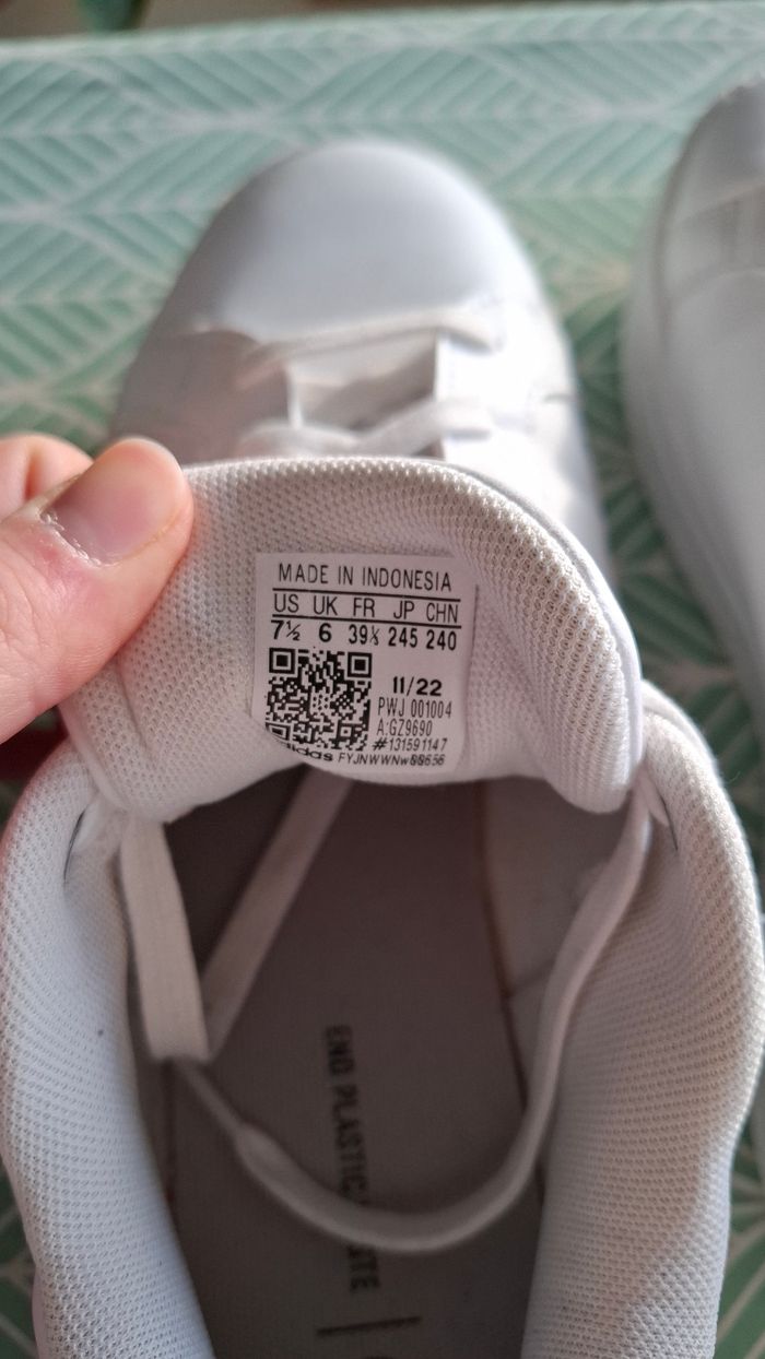 Adidas blanc et rose - photo numéro 3