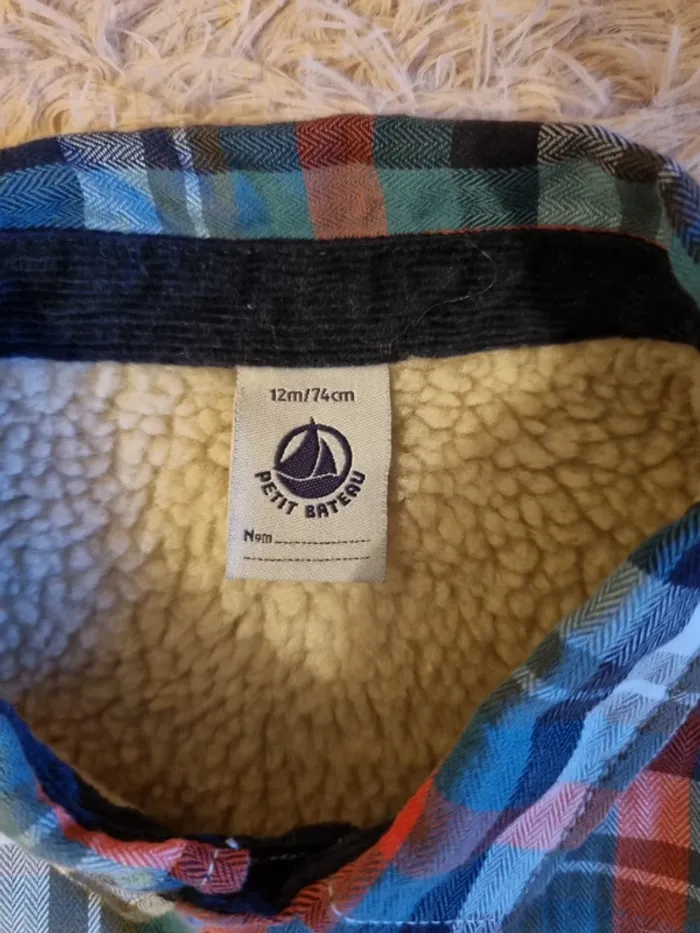 Vend petite veste molletonné à carreau 12 mois - photo numéro 3