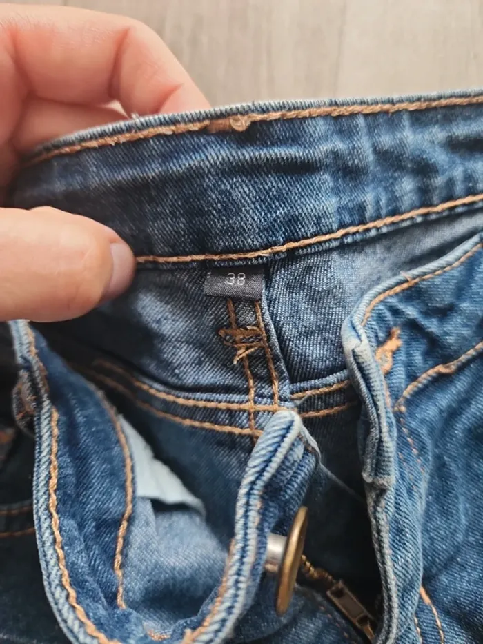Mini short en jean T38 - photo numéro 4