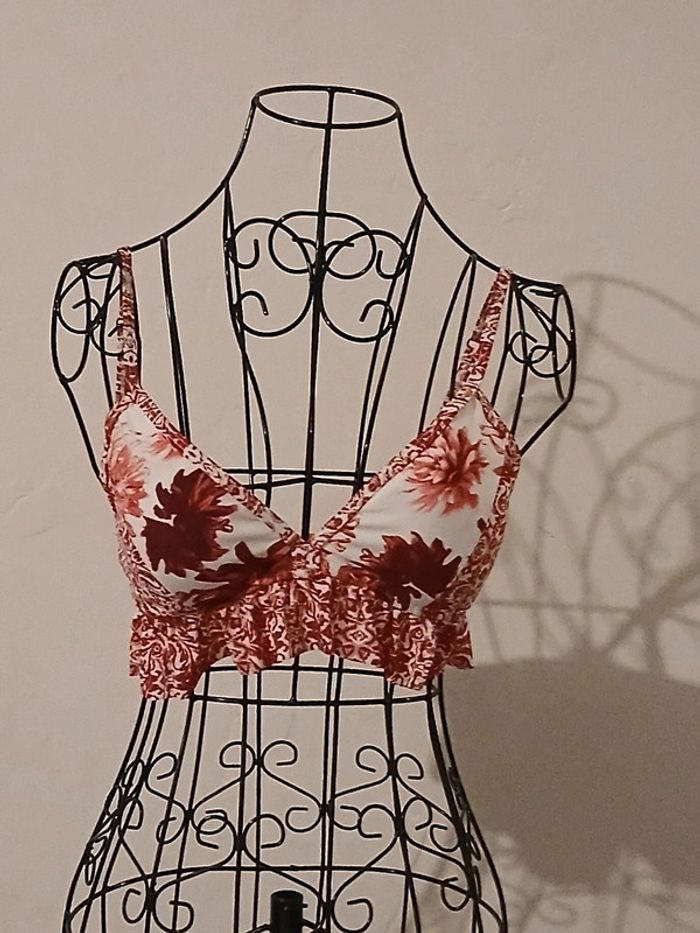 Haut de maillot de bain Neuf Taille 36