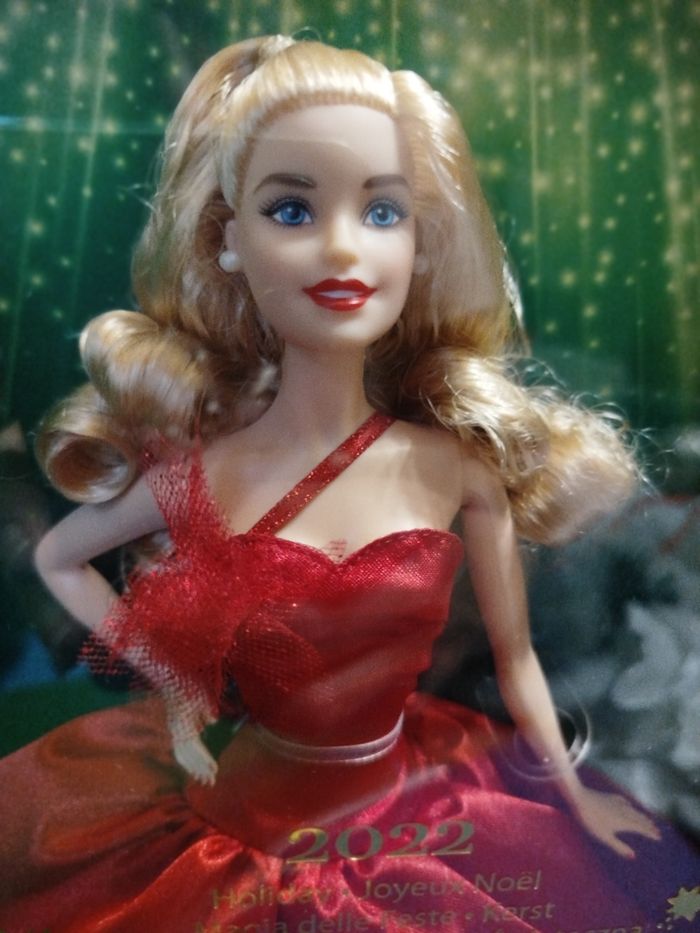 Barbie Holiday 2022 - Barbie signature - photo numéro 3