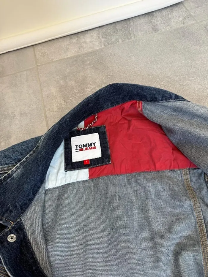 Veste en jeans Tommy Jeans Oversize Utilitary Trucker neuve taille S - photo numéro 9