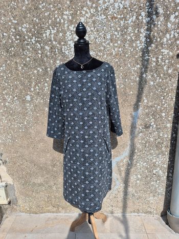 Robe T.42