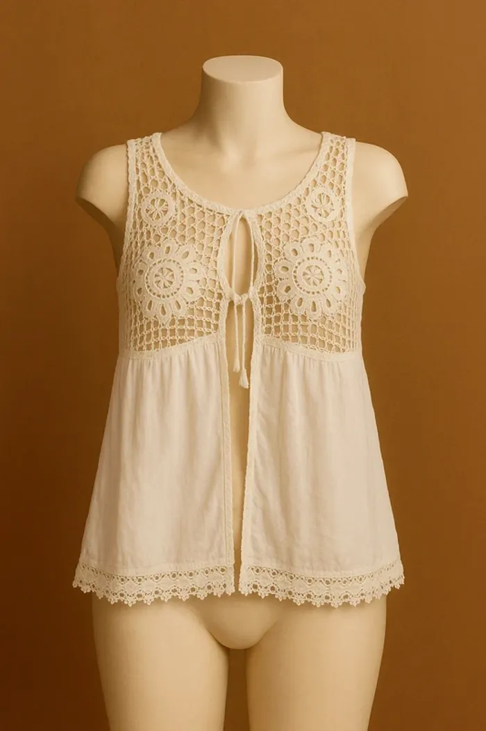 Haut blanc en crochet bohème