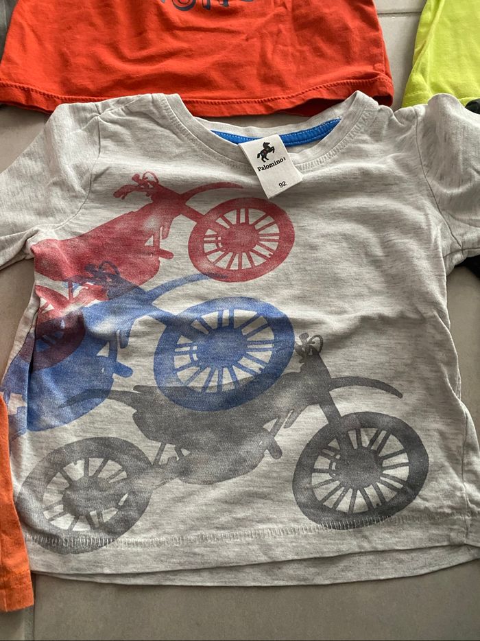 Lot vetements garçon 24 mois pyjama pull  polo ensemble pantalon - photo numéro 7