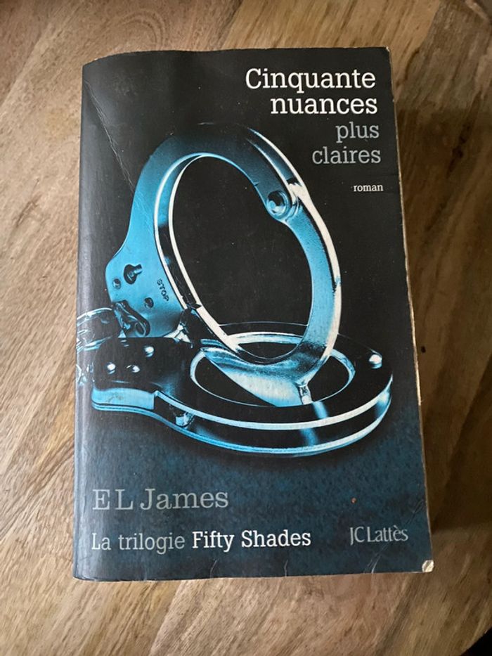 Livre E.L James - Cinquante nuances plus claires