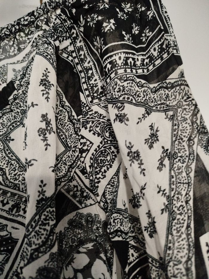 Superbe haut ou chemisier de boutique. Taille 2 - photo numéro 6