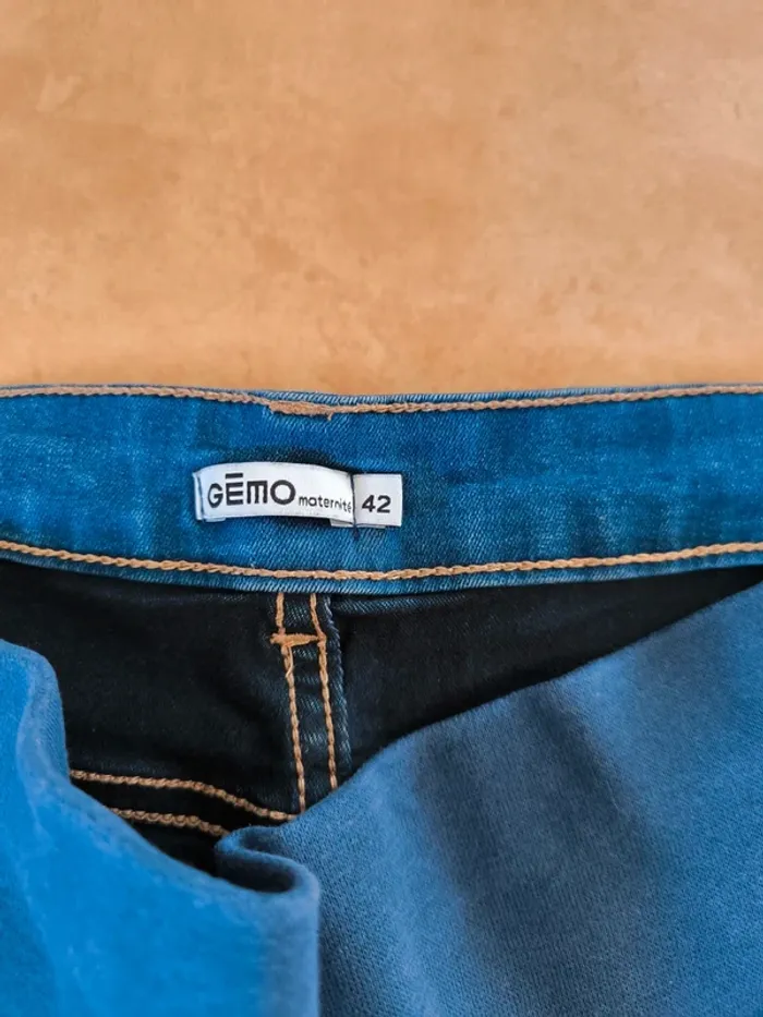 Jeans et pull gemo grossesse
