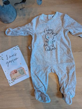 Pyjama en velours Mots d'enfants 3 mois gris