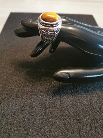 Chevalière homme acier et pierre œil de tigre T 11