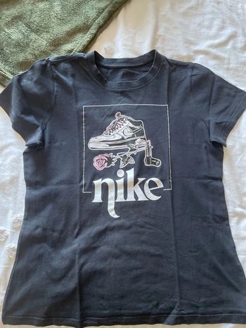 Tee shirt
