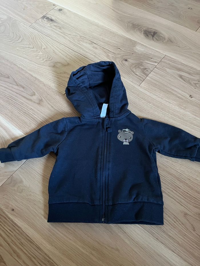 Pull à capuche