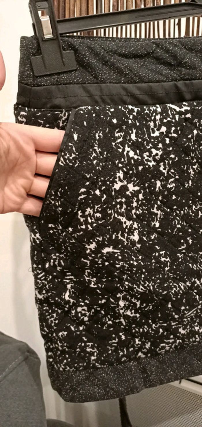 Mini jupe Pull&Bear Taille M neuve - photo numéro 5