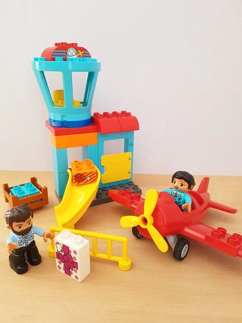 Lego Duplo aéroport et avion