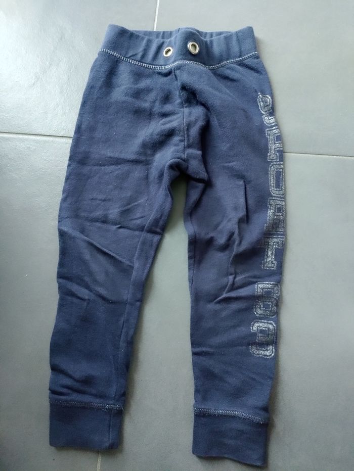 Pantalon de jogging 4 ans 1€