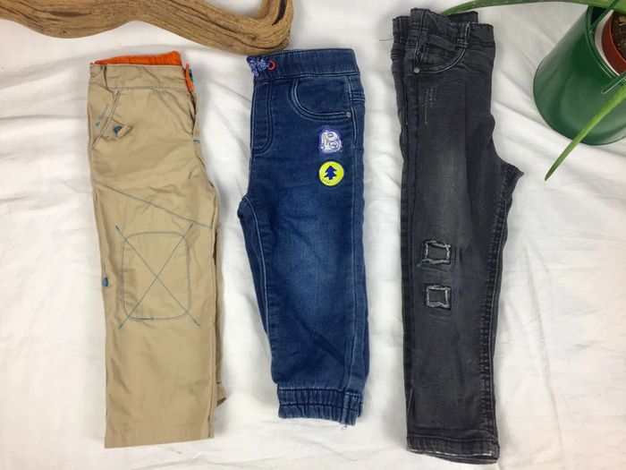 Lot de 3 pantalons 18-24 mois / 2 ans