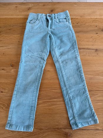 Pantalon.