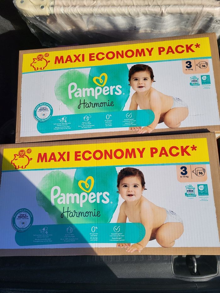 2 pampers harmonie taille 3