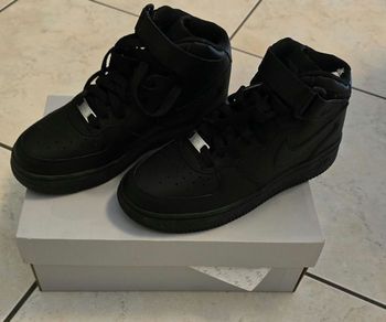 (Neuves non portées) 🏷🥰😍 superbes  baskets NIKE  AIR FORCE ONE Pointure 37.5 unisex 😍🥰